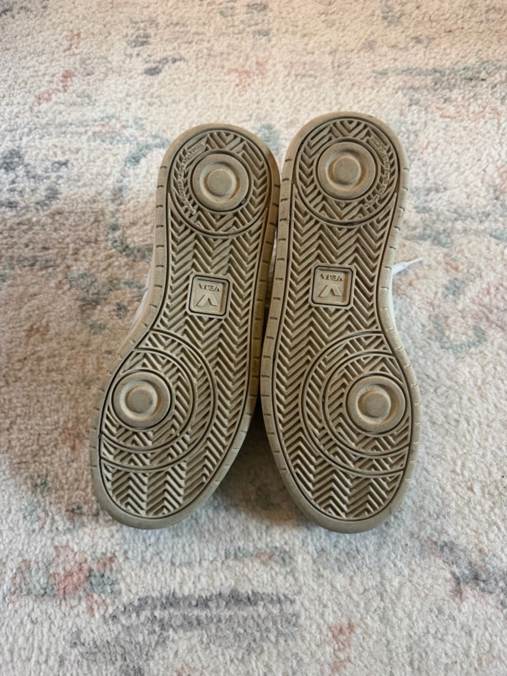 Veja V-10 Leather Sneakers - Picture 6 of 7